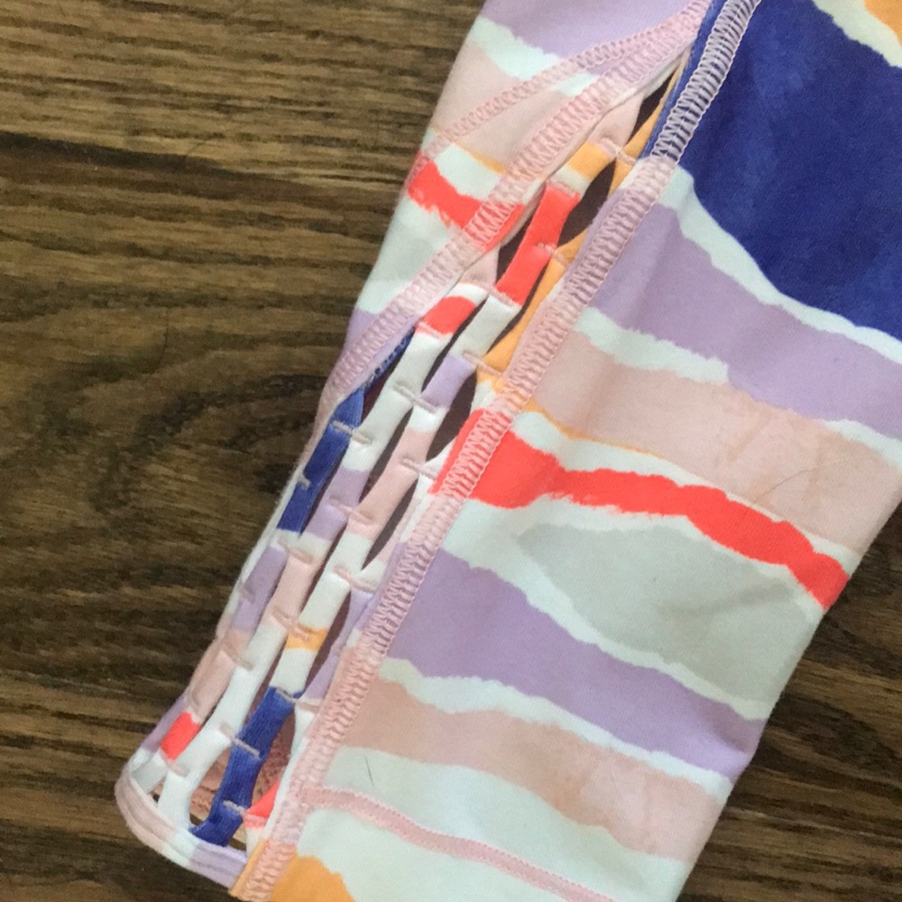 Lululemon leggings - Picture 4 of 4